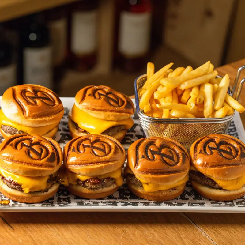 MINI CHEESE BURGER