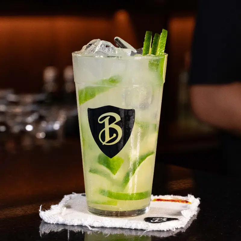 Caipifruta + Cachaça